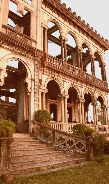 The Ruins of the Mariano Ledesma Lacson Mansion, Talisay City, Philippines
