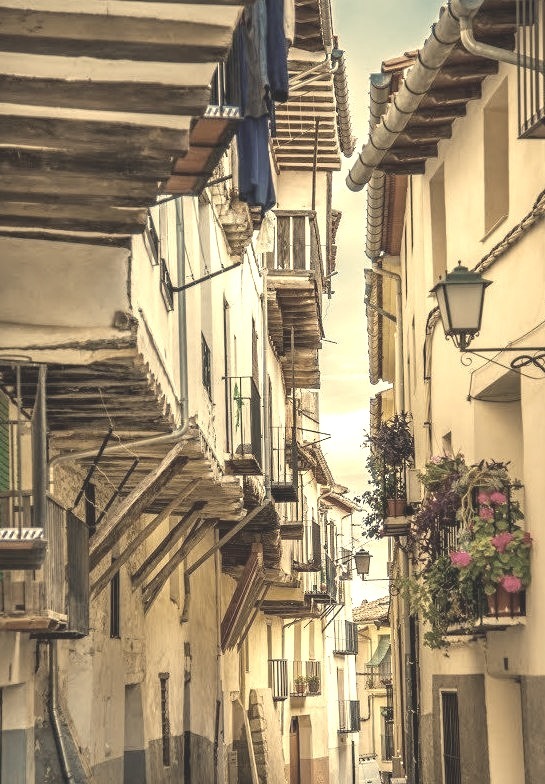 Narrow streets of Morella, Comunidad Valenciana / Spain